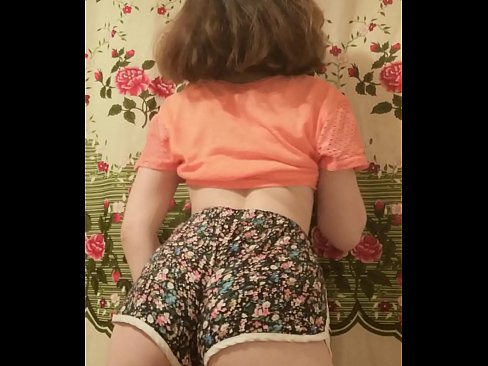 ❤️ Seksikäs nuori beibi riisuu shortsinsa kameran edessä Pornovideo at porn fi.pornpicslove.ru ❌️